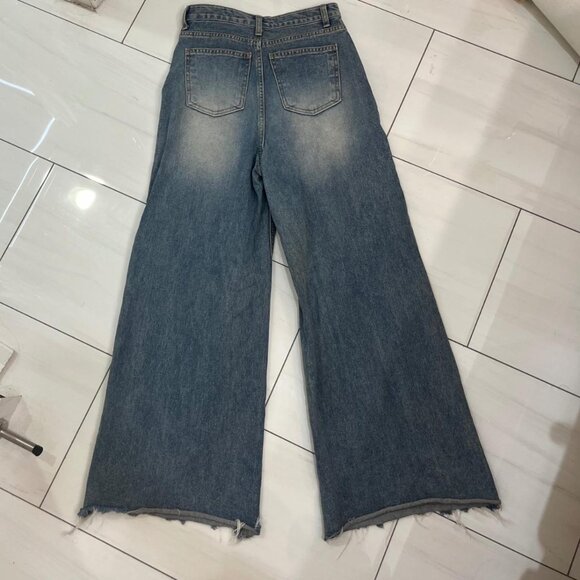 Women's Blue Jeans - Picture 3 of 4